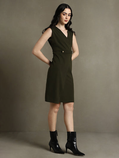 DL Woman Olive Solid V-Neck Sleeveless Dress