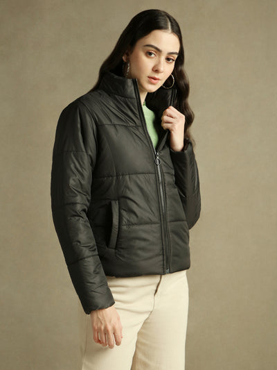 DL Woman Black Solid Mock Collar Full sleeves Puffer Jacket