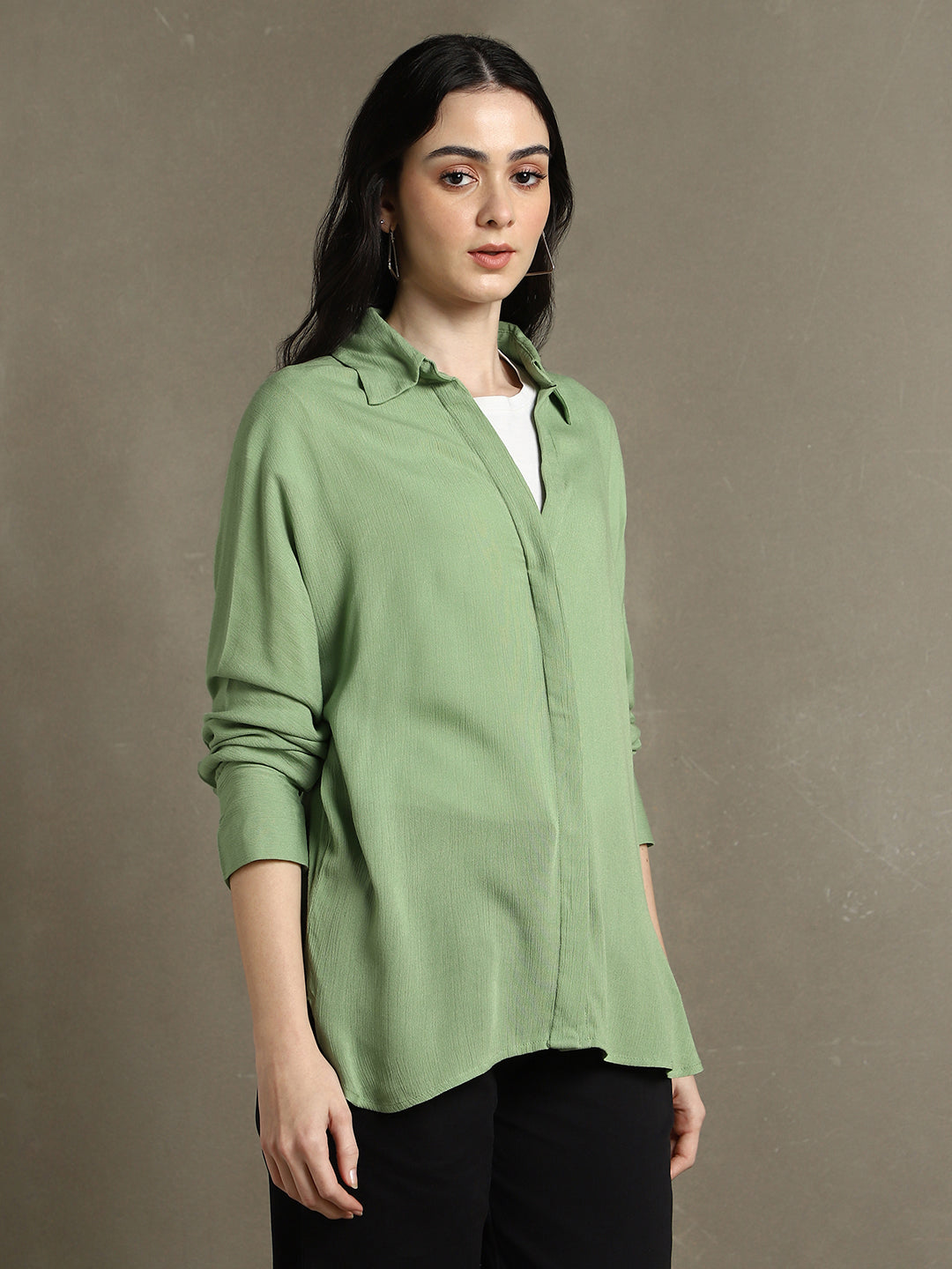 DL Woman Sage Green Solid Spread Collar Full Sleeves Oversized Shirt