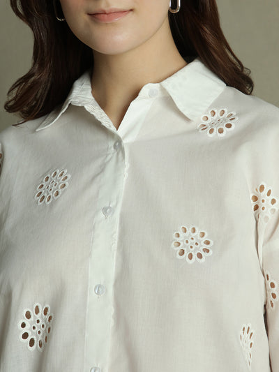 DL Woman White Collared Schiffli  Cotton Shirt