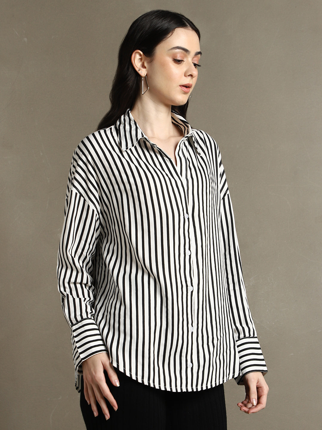 DL Woman White Striped Spread Collar Full Sleeves Oversized Shirt