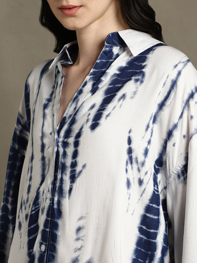 DL Woman Blue Printed Spread Collar Full Sleeves Oversized Shirt