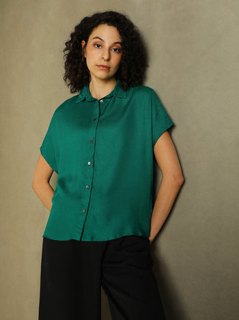 DL Woman Green Extended Sleeves Relaxed Fit Casual Shirt