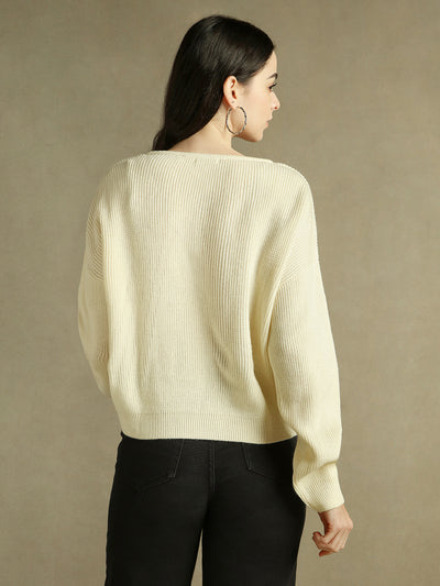 DL Woman Off White Solid V- Neck Sweater