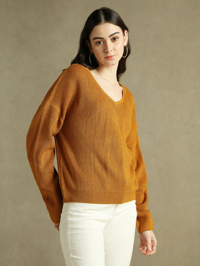 DL Woman Yellow Solid V- Neck Sweater