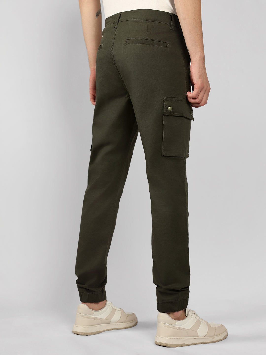 Men's Light Olive Solid Slim Fit Cargo Jogger