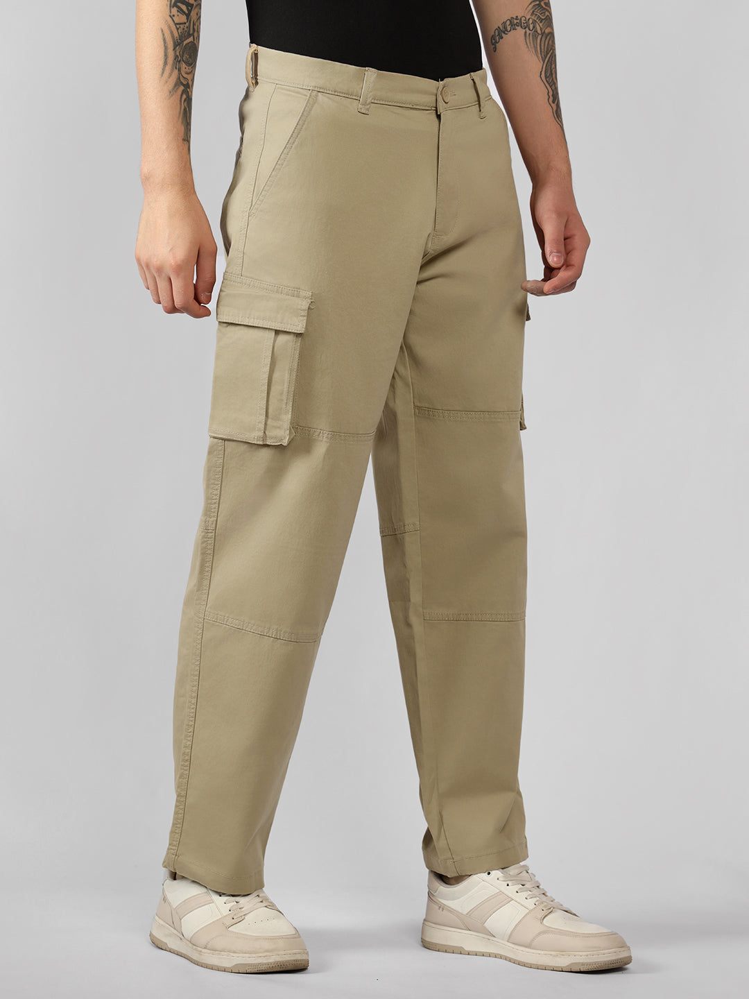 Men's Cream Solid Relaxed Fit Cargos