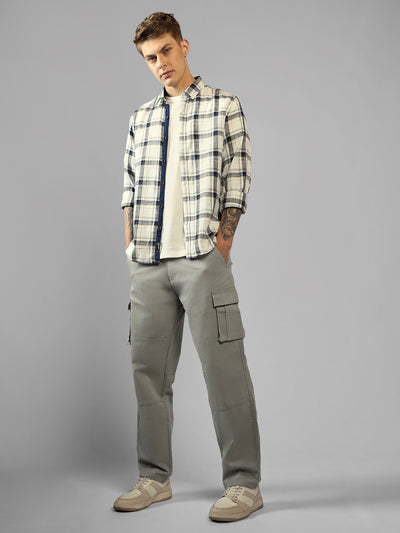 Men's Grey Solid Relaxed Fit Cargos