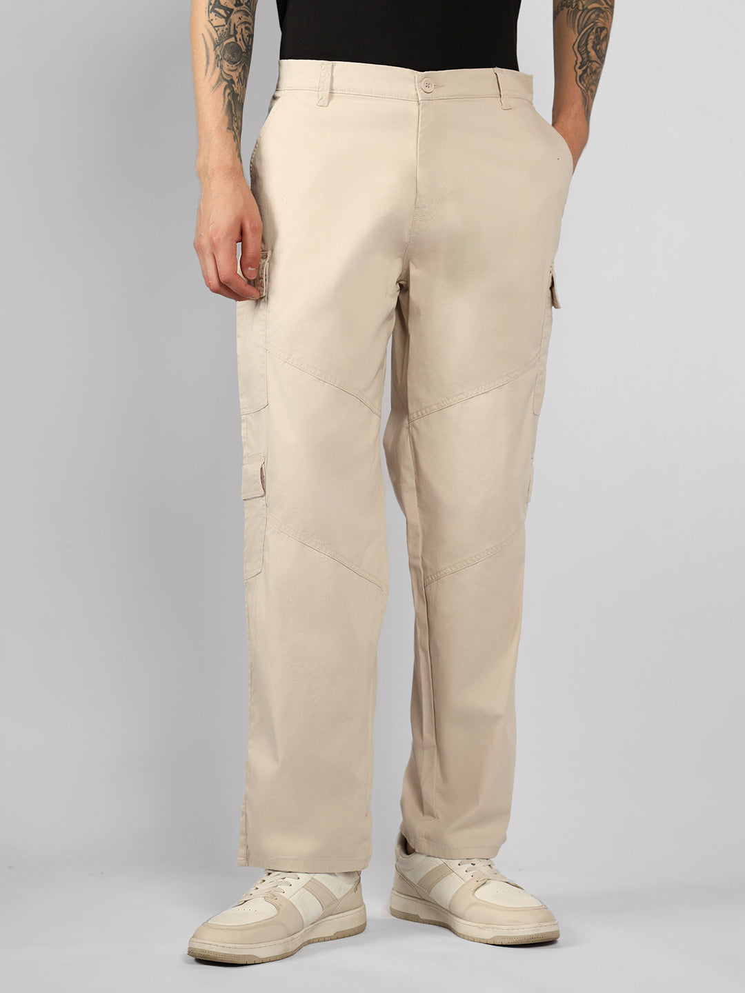 Men's Cream Solid Relaxed Fit Cargos