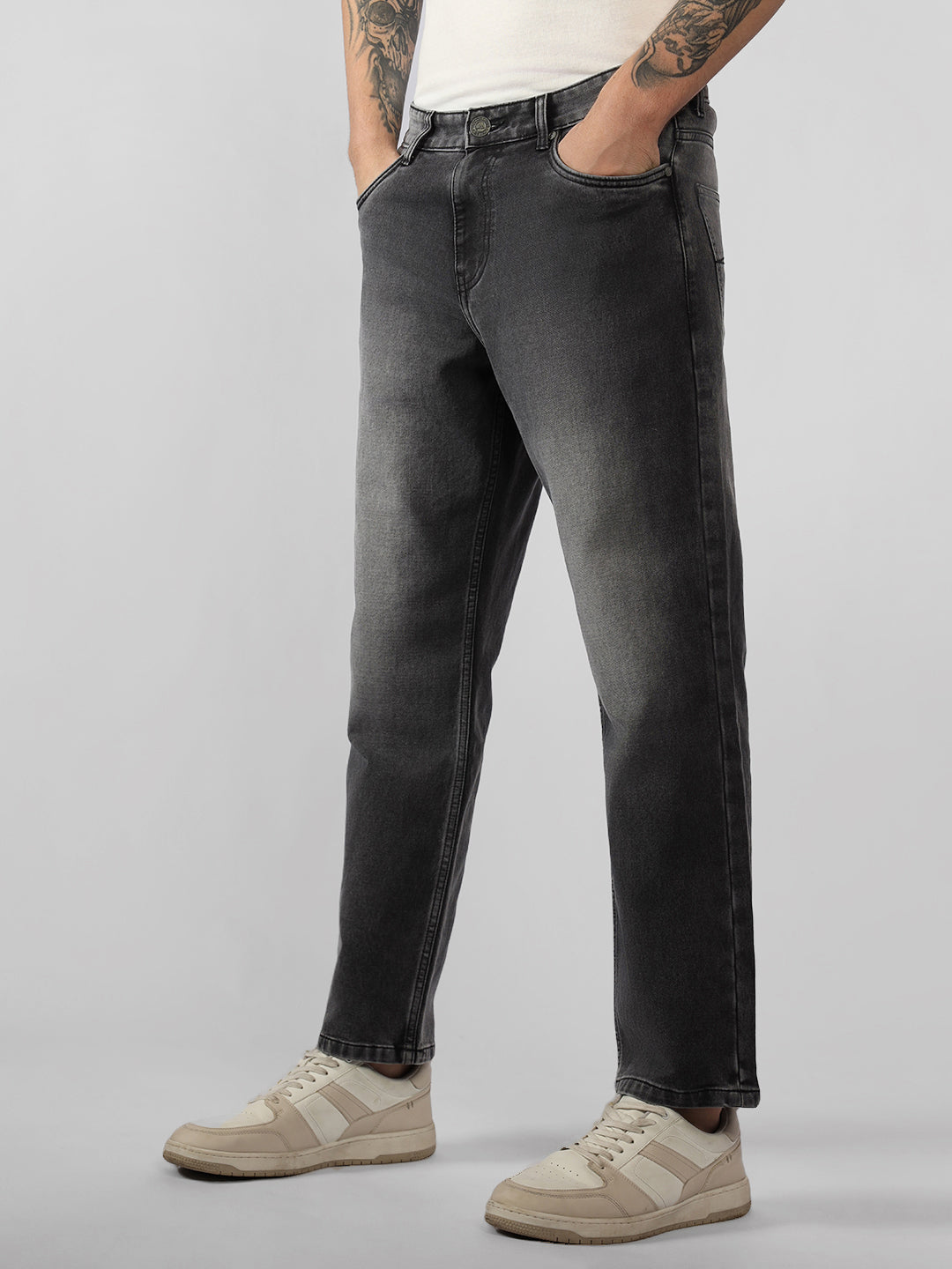 Men's Grey Solid Straight Fit Jeans