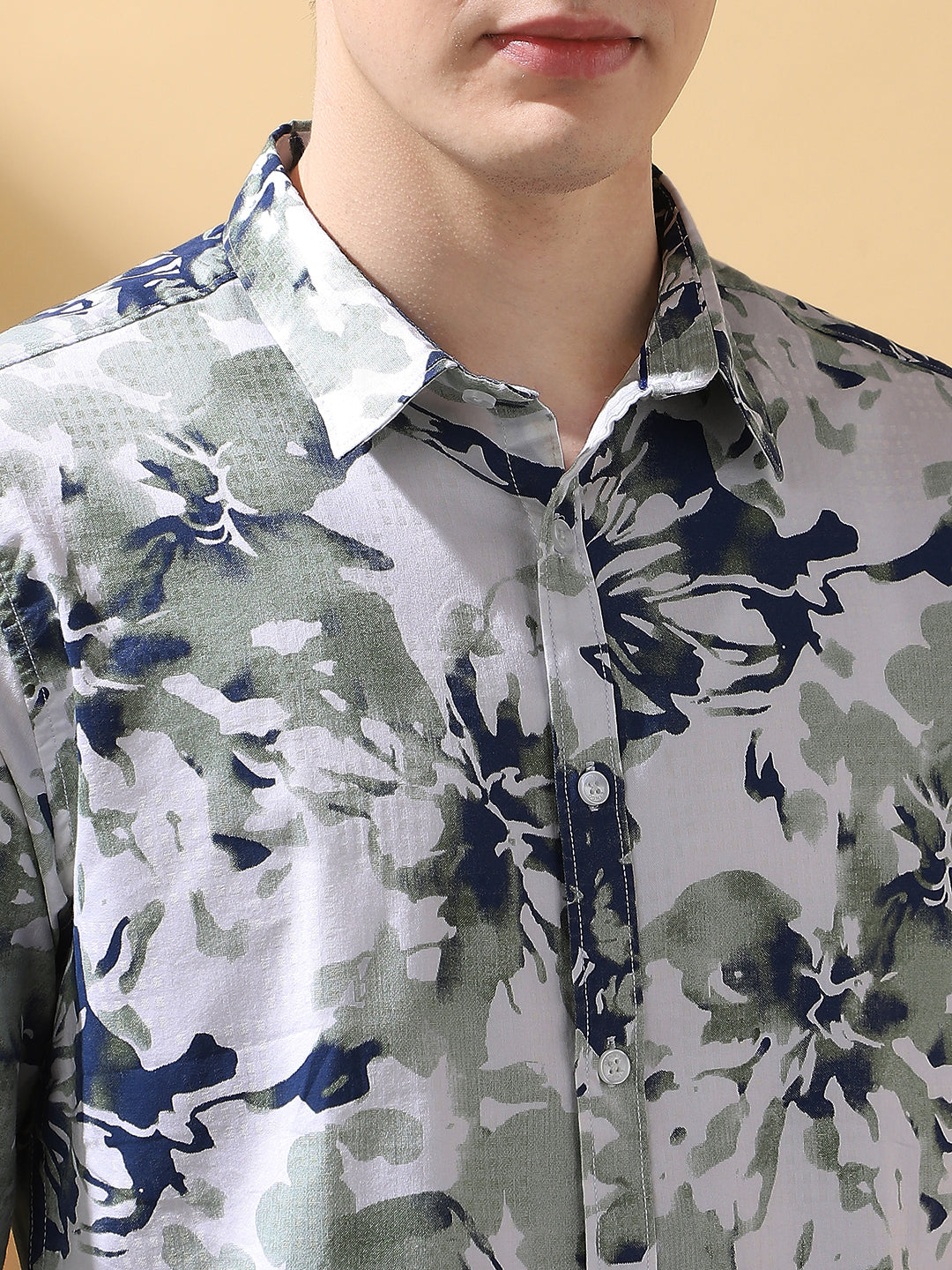 Men's Green Printed Spread Collar Full Sleeves Casual Shirt