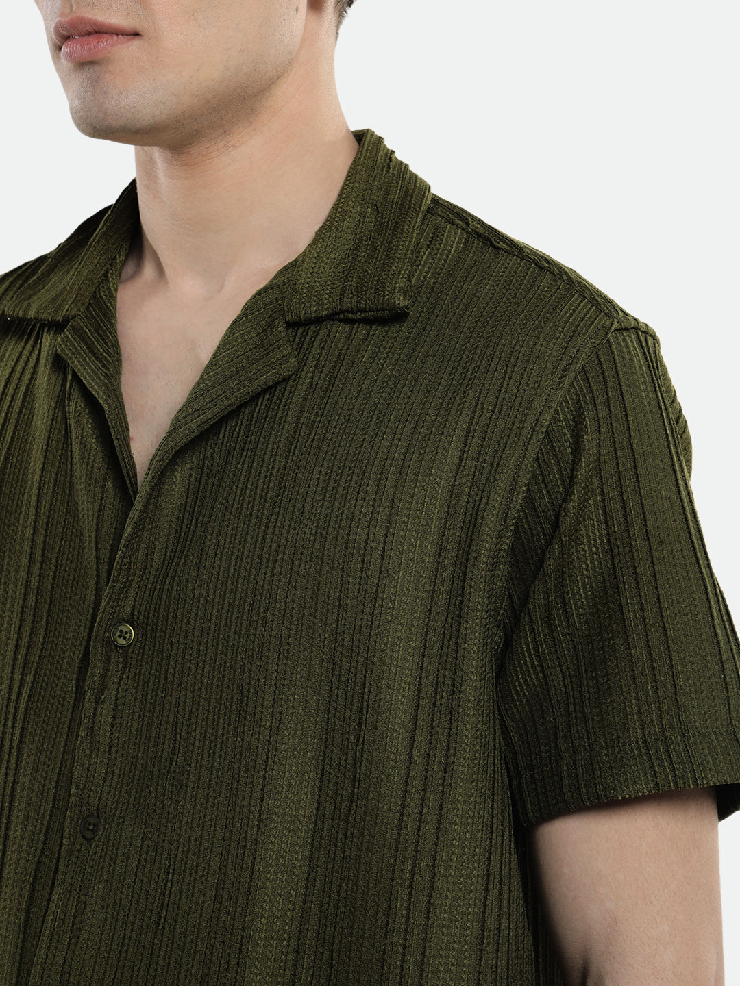 Men's Green Textured Stripes Cuban Collar Half Sleeves Casual Shirt