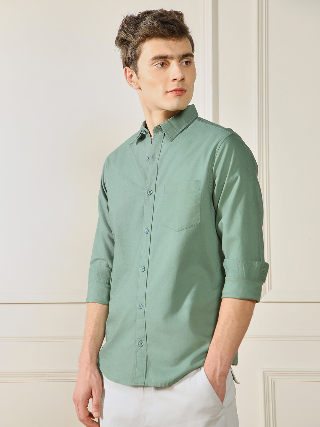 Men's Green Solid Spread Collar Cotton Shirt