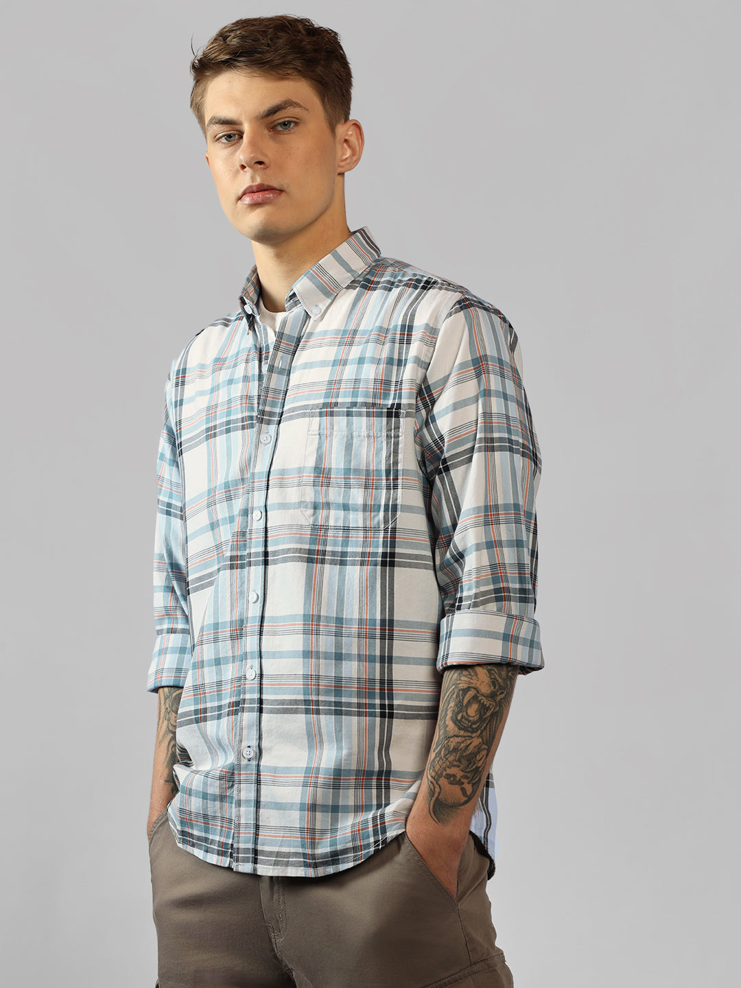 Men's Off-White Checks Button Down Collar Full Sleeve Regular Fit Shirt