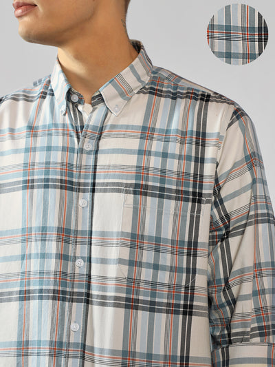 Men's Off-White Checks Button Down Collar Full Sleeve Regular Fit Shirt