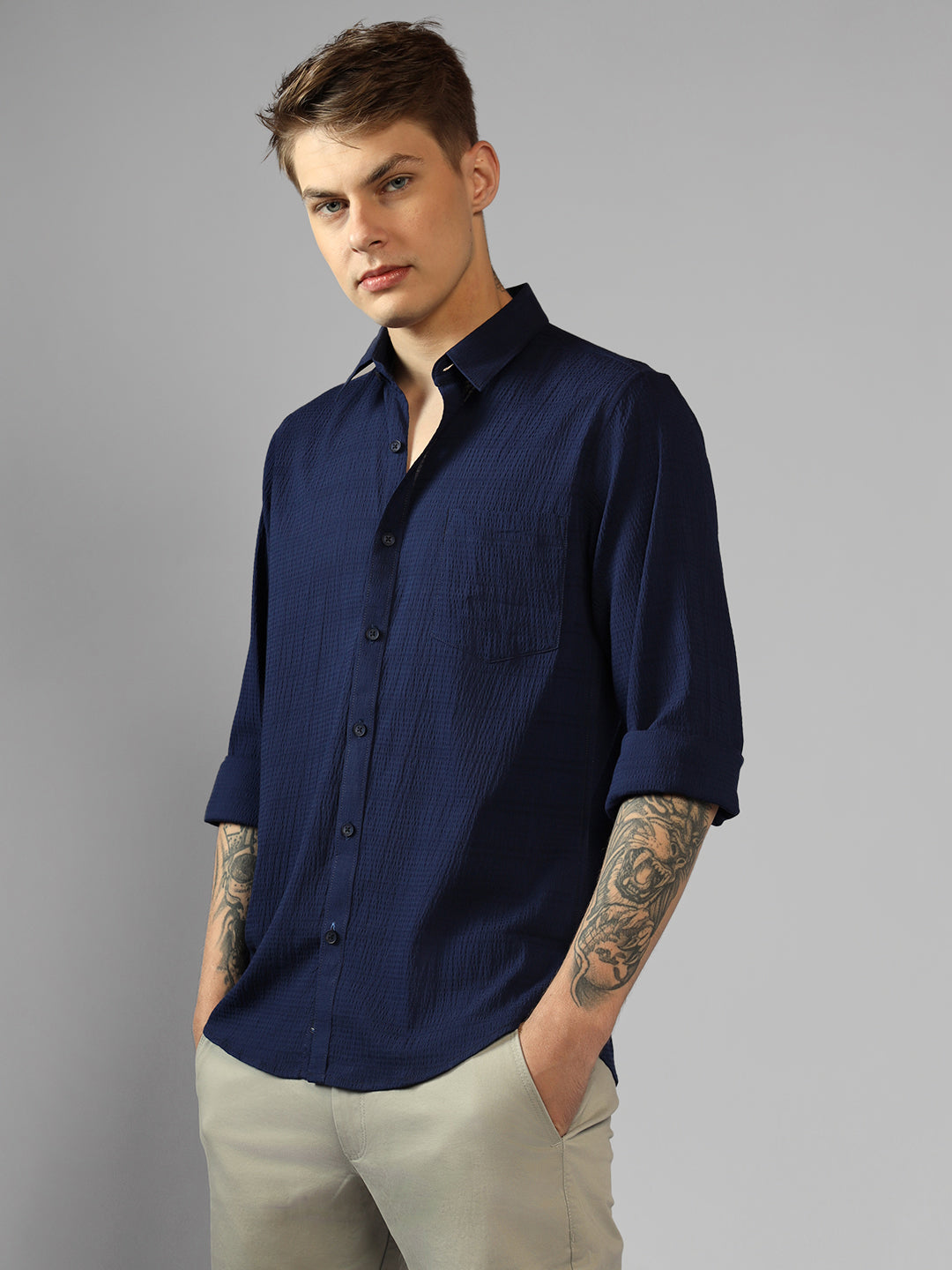 Men's Indigo Solid Spread Collar Full Sleeve Regular Fit Shirt