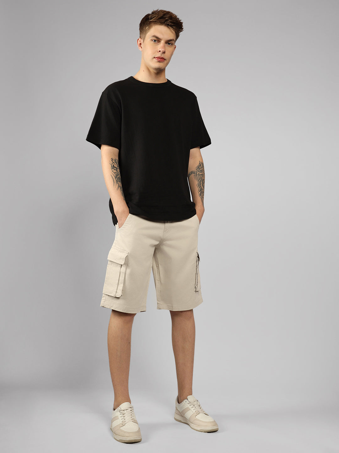 Men's Beige Solid Relaxed Fit Shorts