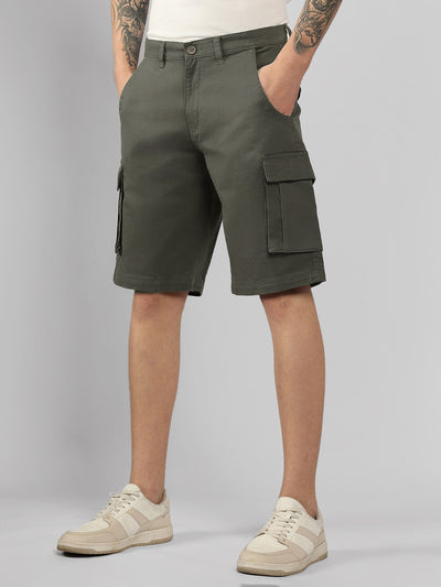 Men's Light Grey Solid Relaxed Fit Shorts