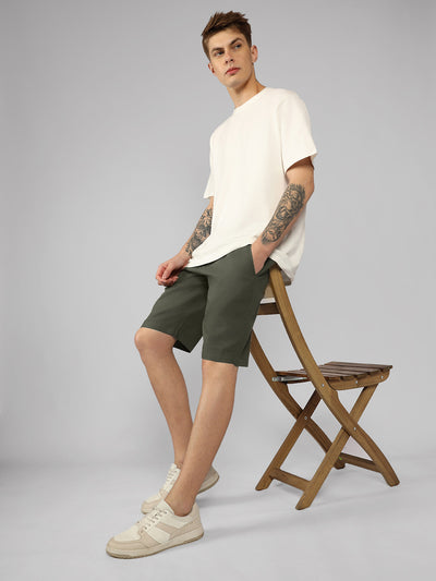 Men's Olive Solid Regular Fit Shorts