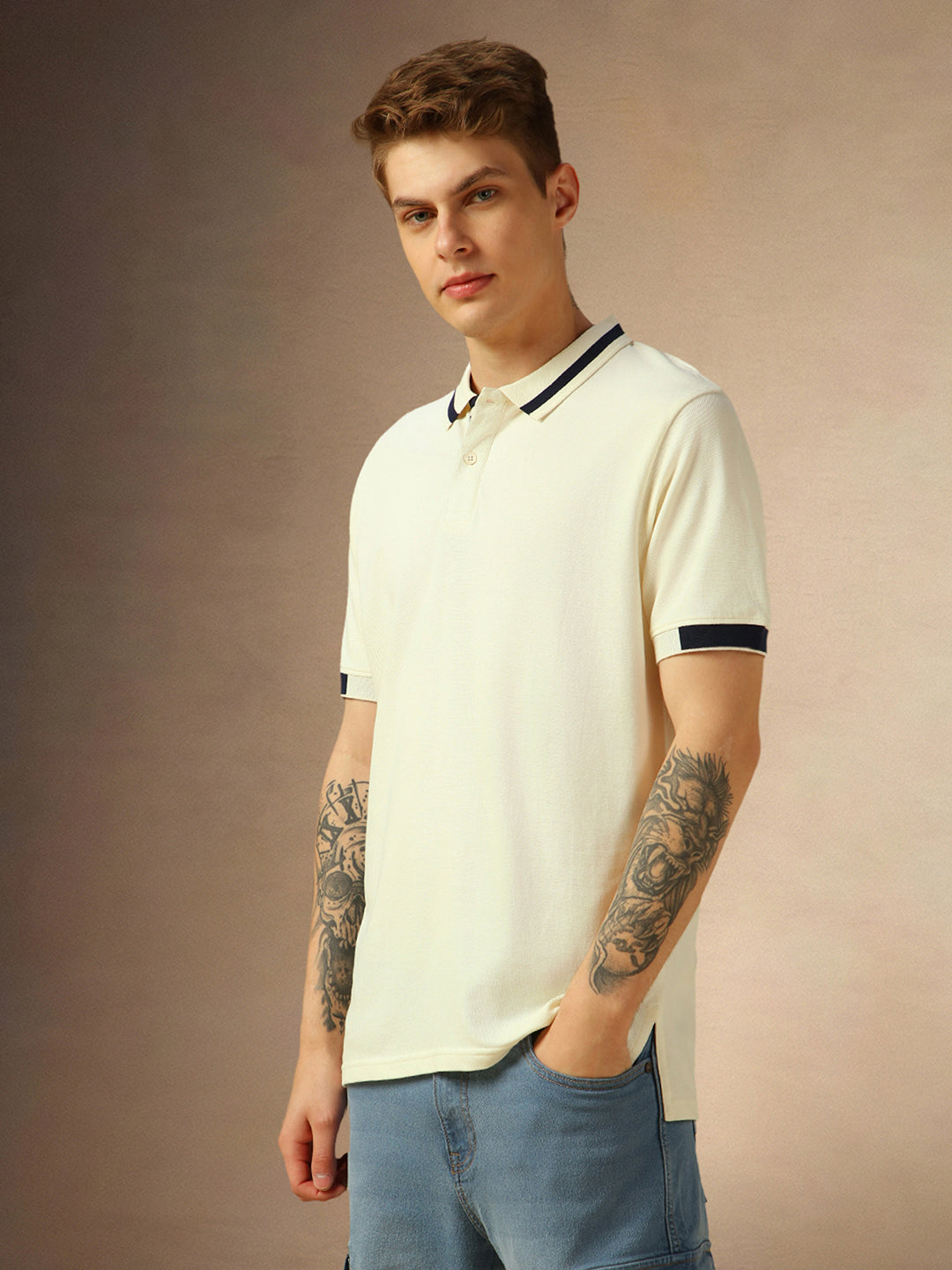 Men's White Solid Polo Collar Half Sleeves T-shirt