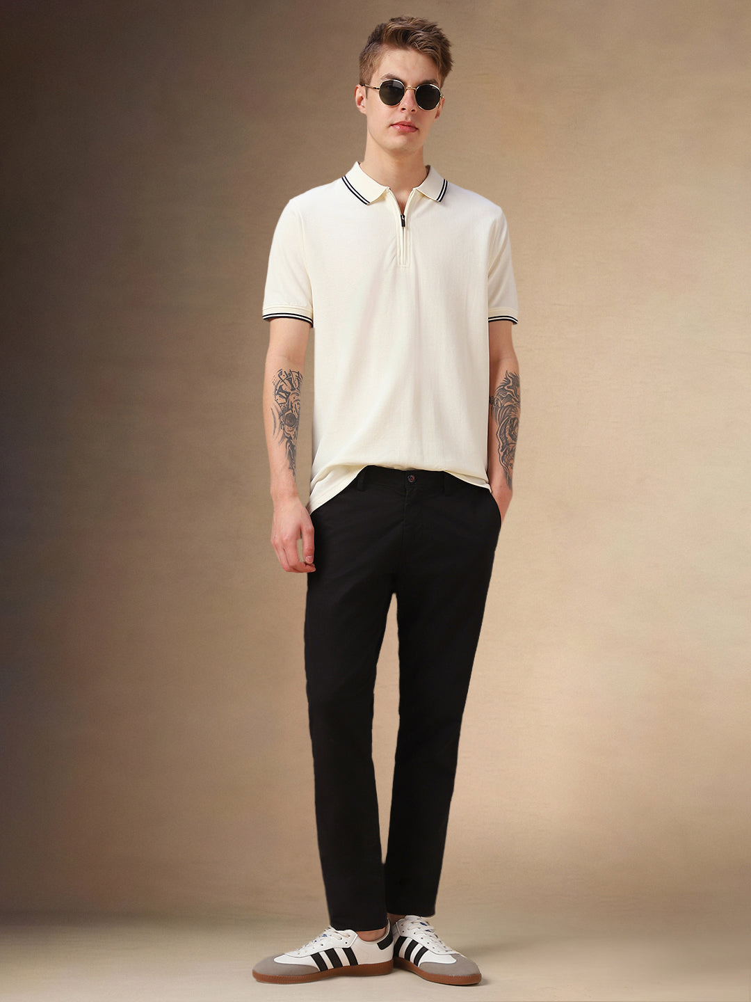 Men's White Solid Polo Collar Half Sleeves T-shirt