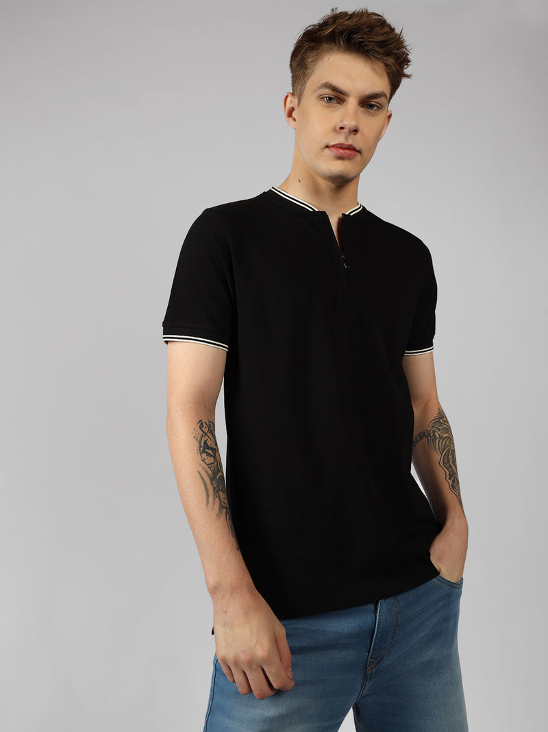 Men's Black Solid Henley Neck Half Sleeve Casual T-Shirt