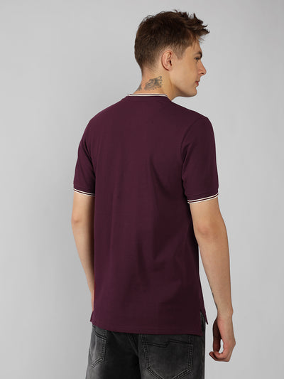 Men's Maroon Solid Henley Neck Half Sleeve Casual T-Shirt