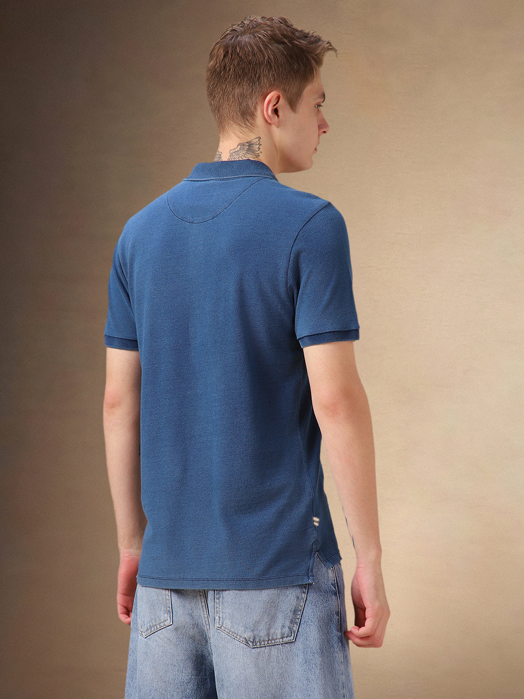 Men's Mid Blue Solid Polo Collar Half Sleeves T-shirt