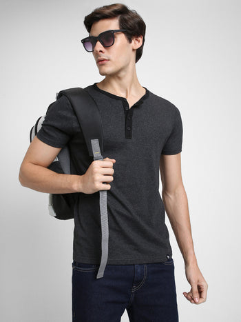 Men's Henley Neck Half Sleeves Casual T-shirt