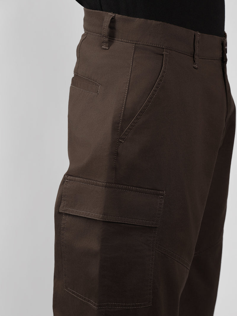 Men's Brown Solid Relaxed Fit Cargos