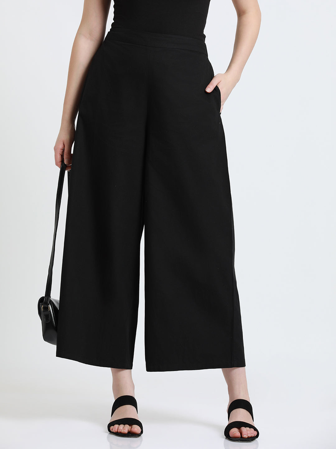 DL Woman Black Cotton Regular Fit Trousers