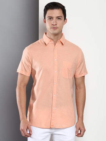 Men's Solid Peach Slim Fit Cotton Linen Casual Shirt With Spread Collar & Half Sleeves