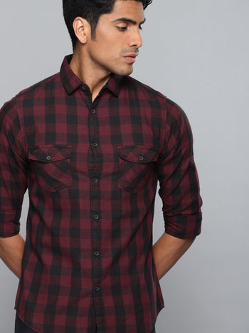 Men's Checkered Maroon Slim Fit Shirts (Maroon)