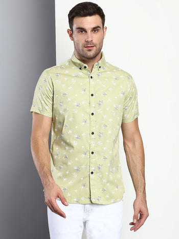 Men's Floral Green Slim Fit Cotton Casual Shirt With Button Down Collar & Half Sleeves