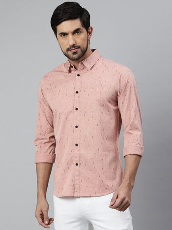 Men's Geometric Printed Slim Fit Spread Shirt (Peach)