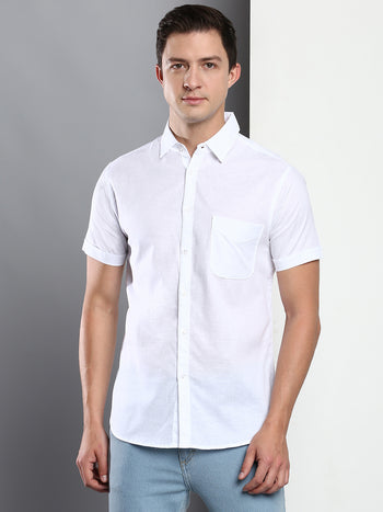 Men's Solid White Slim Fit Cotton Linen Casual Shirt With Spread Collar & Half Sleeves