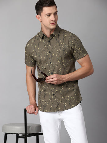 Men's Floral Green Slim Fit Casual Shirt With Spread Collar