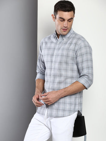 Men's Checkered Slim Fit Cotton Linen Casual Shirt With Button-Down Collar & Full Sleeves