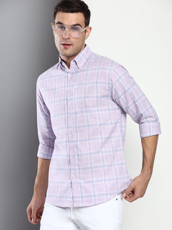 Men's Checkered Slim Fit Cotton Linen Casual Shirt With Button-Down Collar & Full Sleeves