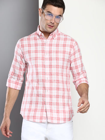 Men's Checkered Slim Fit Cotton Linen Casual Shirt With Button-Down Collar & Full Sleeves