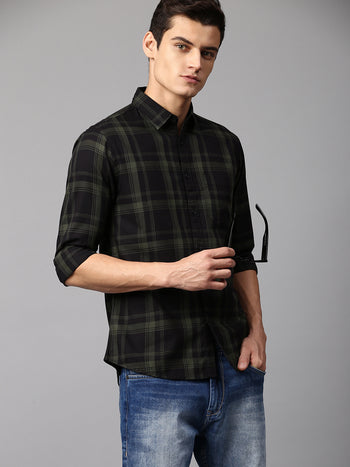 Men's Checkered Black Slim Fit Casual Shirt Spread Collar