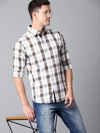 Men's Checkered White Slim Fit Casual Shirt With Spread Collar