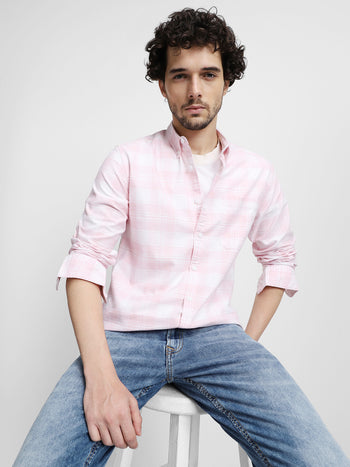 Men's Button Down Collar Slim Fit Checks Pink Casual Shirt