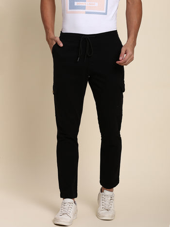 Men's Black Cargo Comfortable Bottomwear With Smart Casual Look