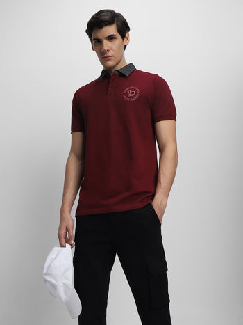 Men's Chambray Collar Regular Fit Solid Maroon T-shirt